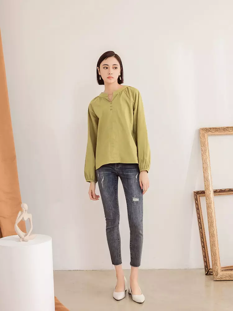 Small V-Neck Pleated Puff Sleeve Solid Top [AB17574]