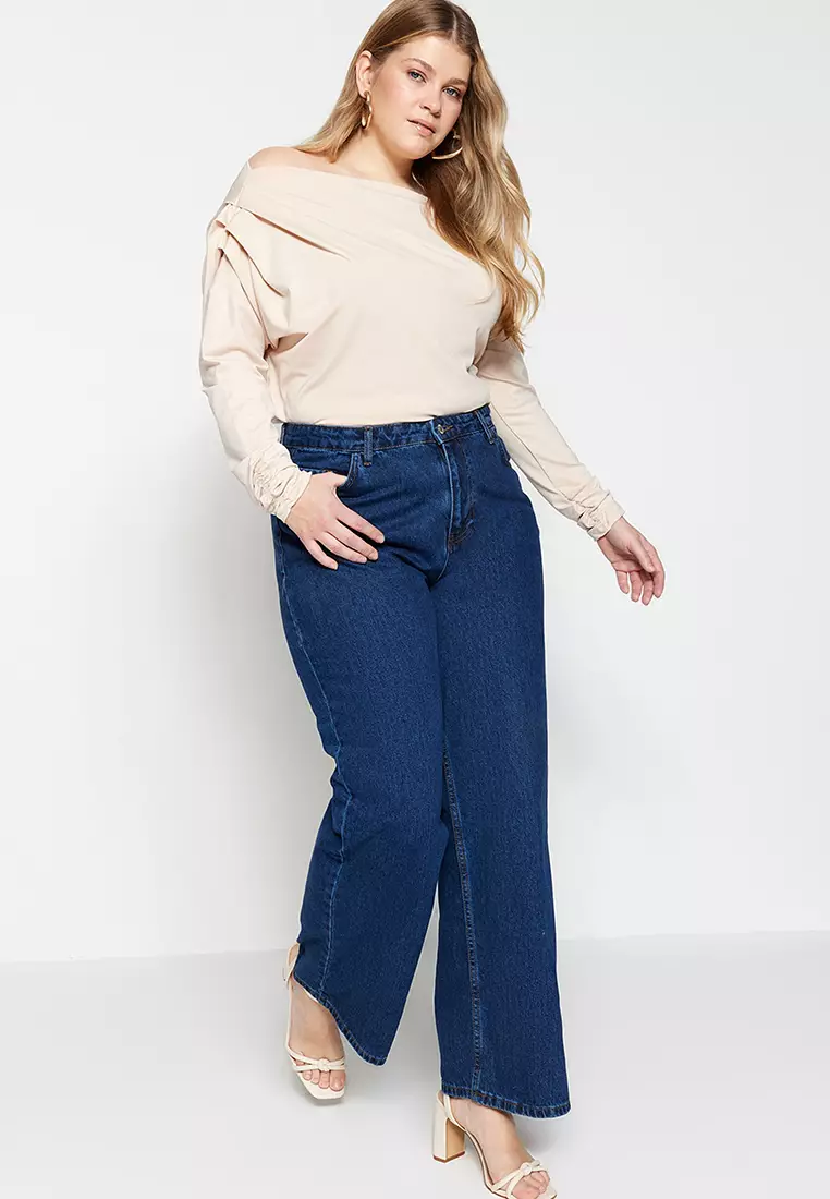 Plus Size High Waist Wide-Cut Jeans