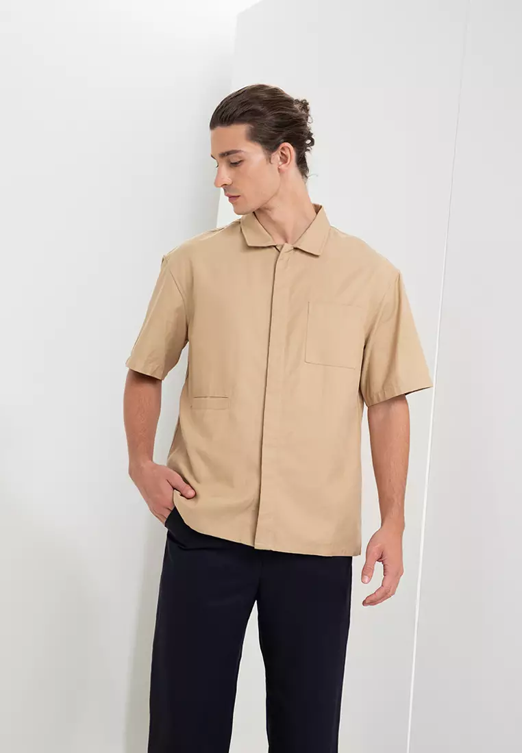 Casual short sleeve hotsell button up shirts