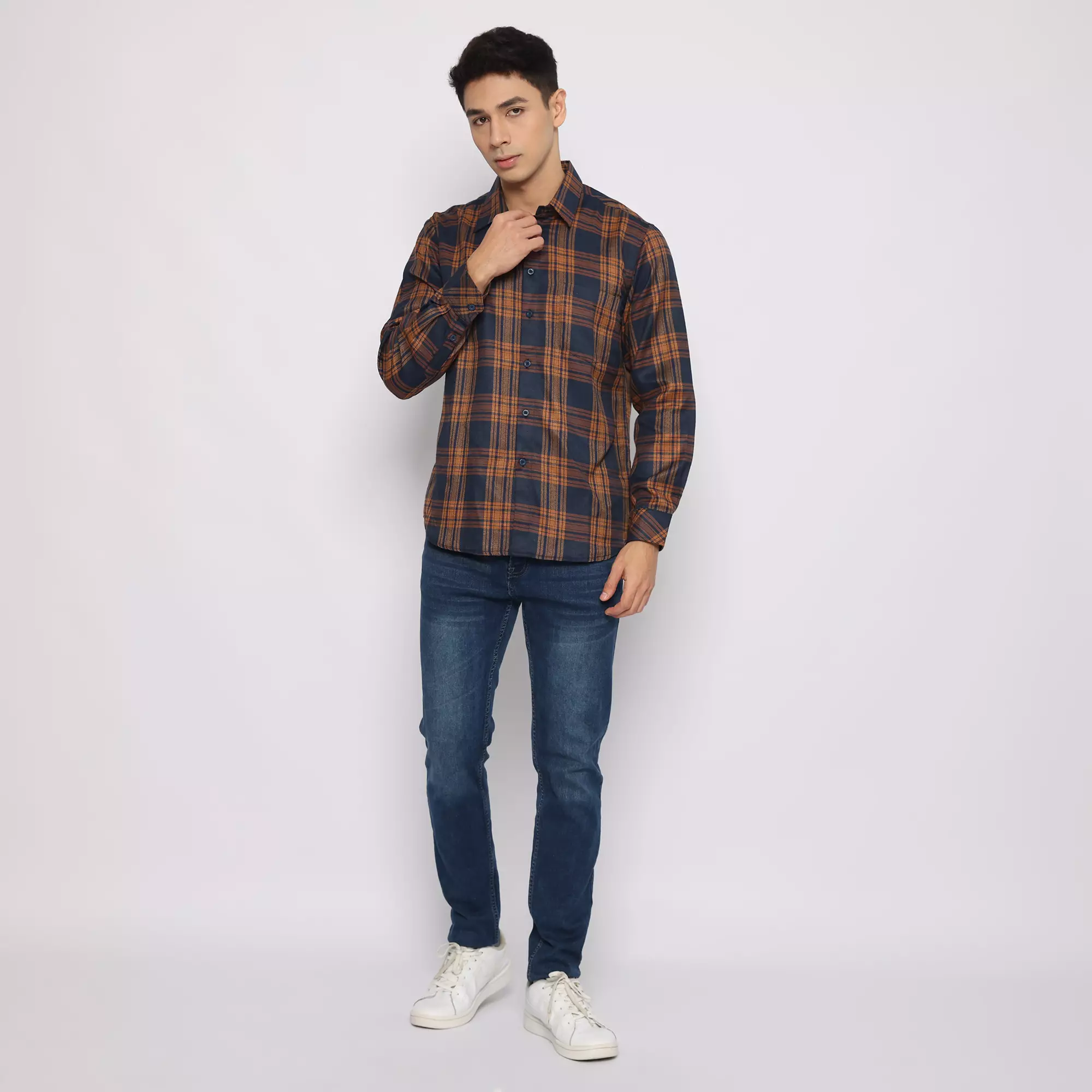 Platini Kemeja Pria Flanel Panjang Coklat 76365