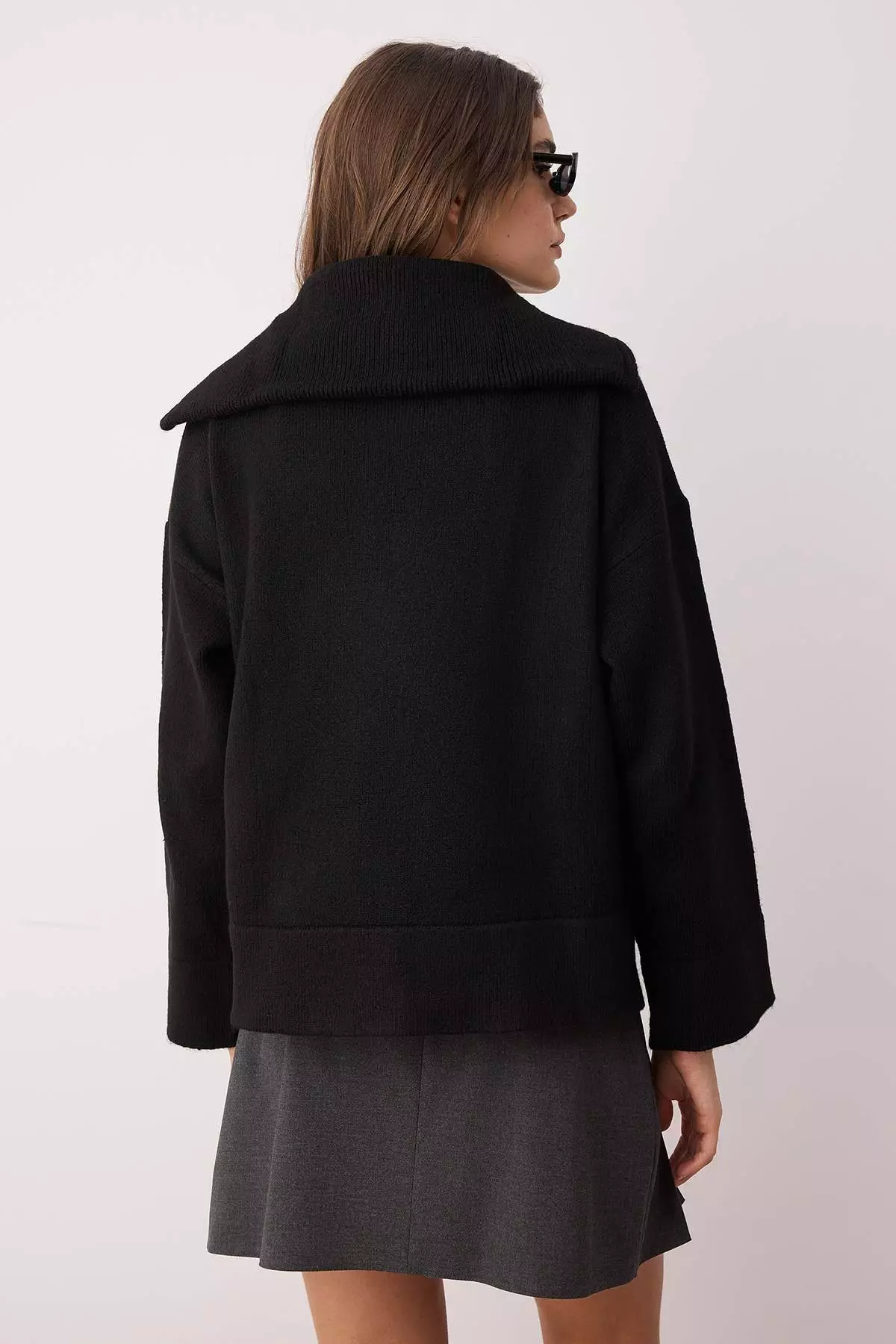 Black Wide Fit Soft Textured Zippered Knitwear Sweater