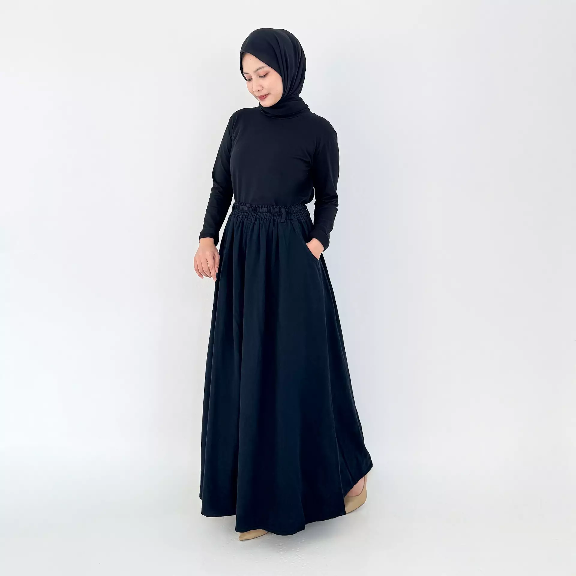 Tania Denim Skirt (Rok Jeans A-Line) HITAM