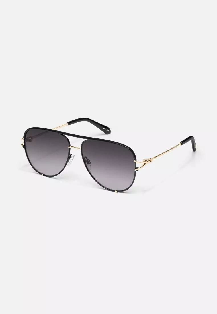 High Key Twist Sunglasses - Black/Smoke