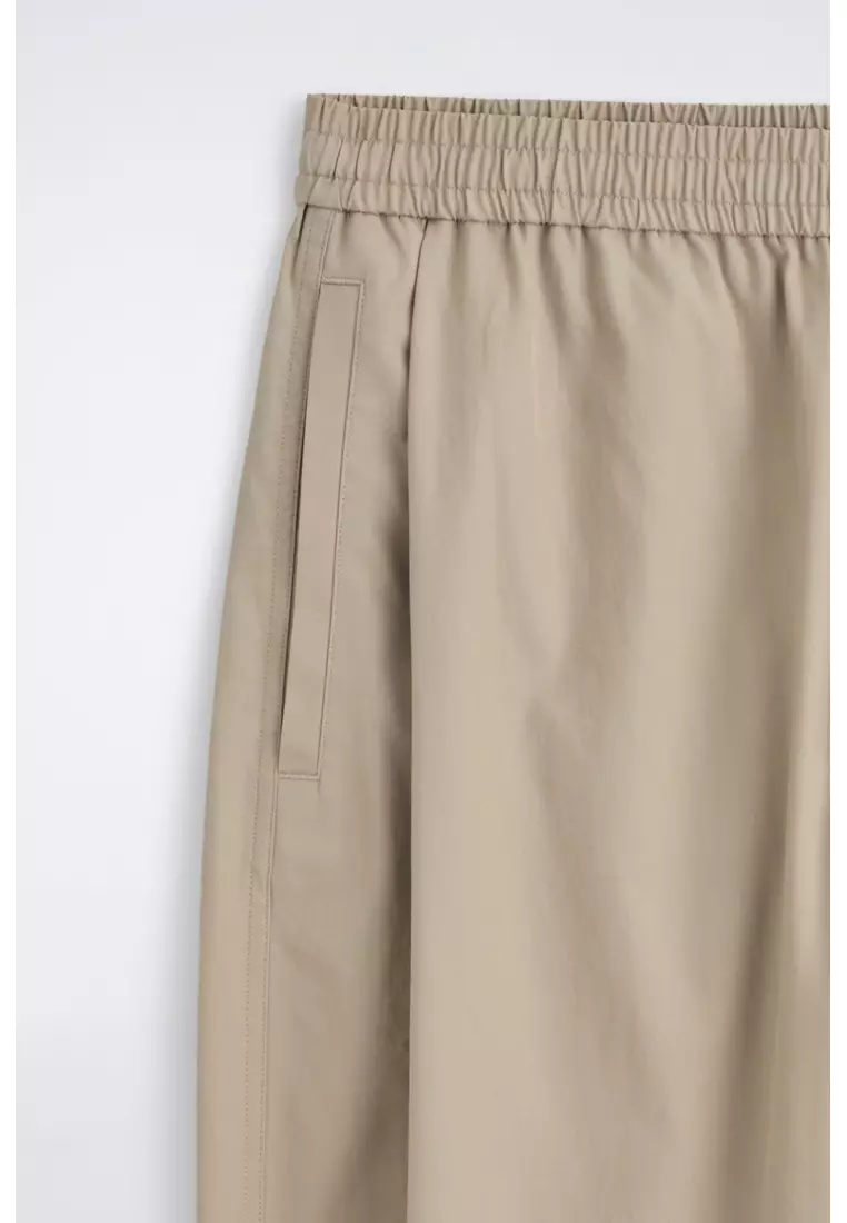 CROPPED ELASTICATED RELAXED-FIT WIDE-LEG TROUSERS