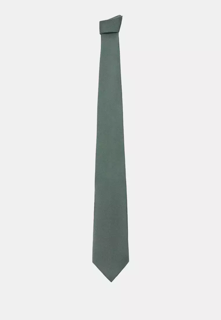 Plain Tie