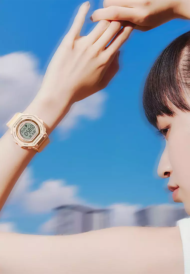 Casio G-Shock Jam Tangan Digital Wanita - Rosegold Resin Band - GMD-B300-4D