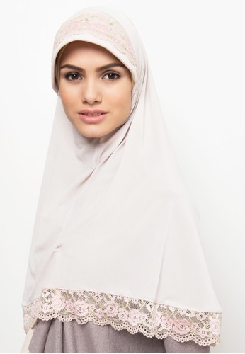 Syar’i Hijab With Lace