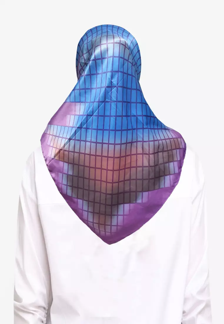 Reversible Silky Checkered Gradient Square Scarf Purple