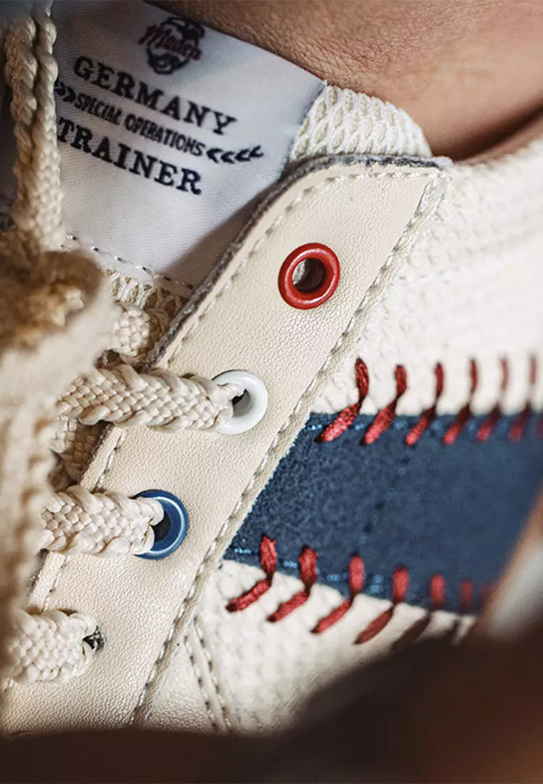 Vintage German Trainer CQ2301008