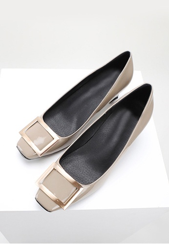 zalora pumps