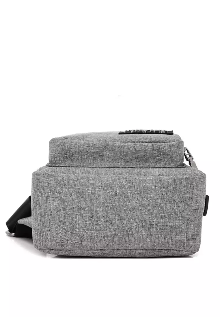 Roger Tas Selempang Fashion Pria Crossbody Bag dengan USB Charger Port Large Compartment Material Canvas ORIGINAL - Grey