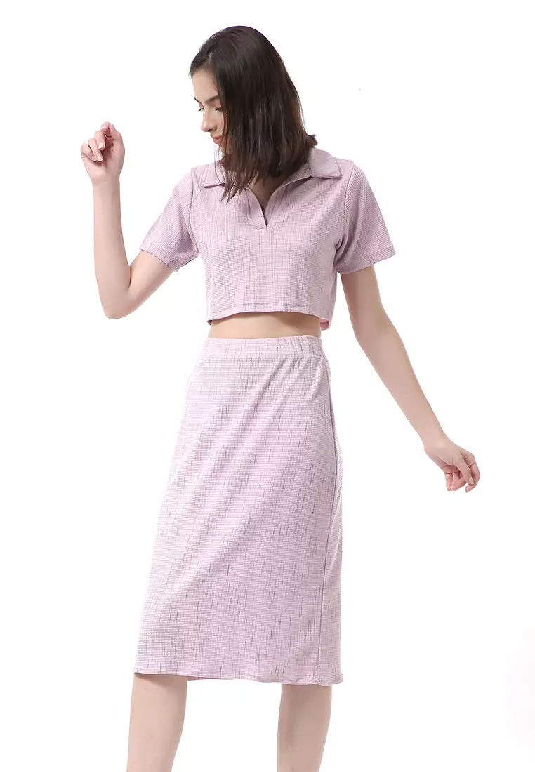 Nayra One Set Setelan Atasan Crop Lengan Pendek Rok Wanita Plain Motive Material Knit ORIGINAL - Lilac