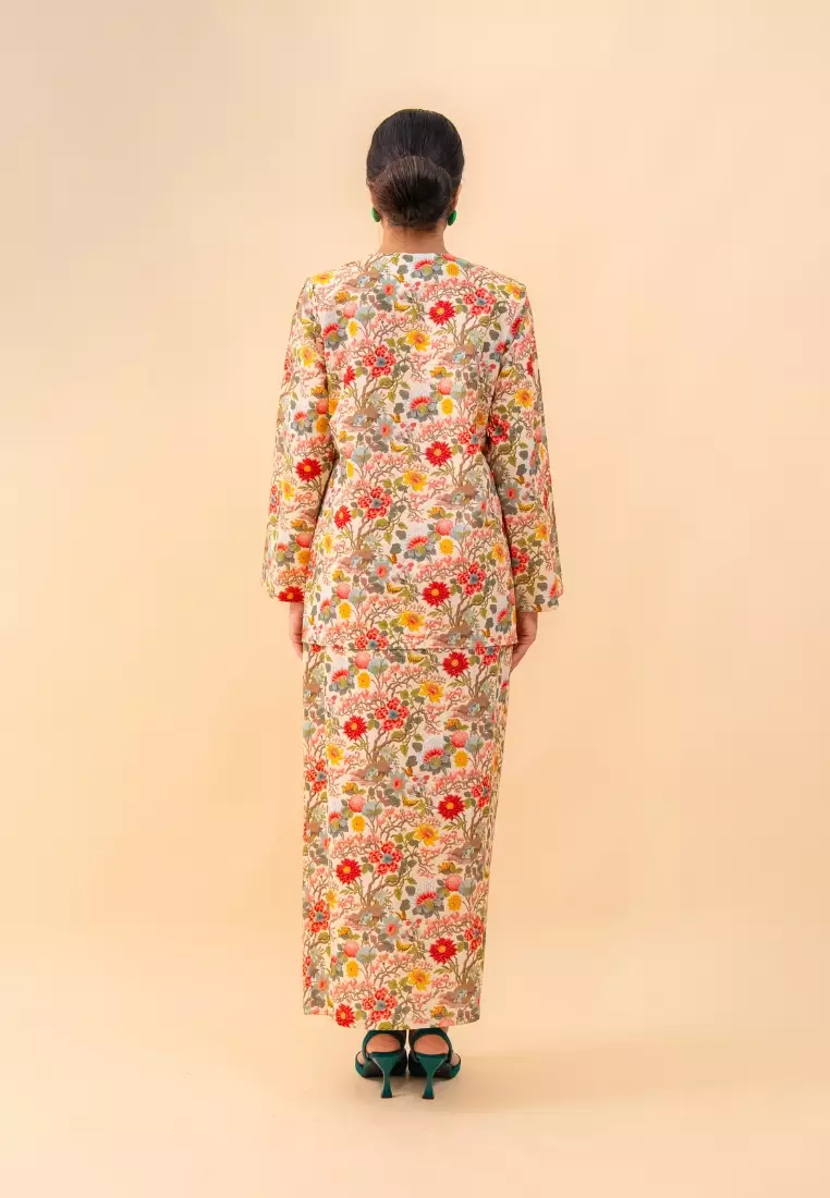 Bayu Somerset Ruby Kurung