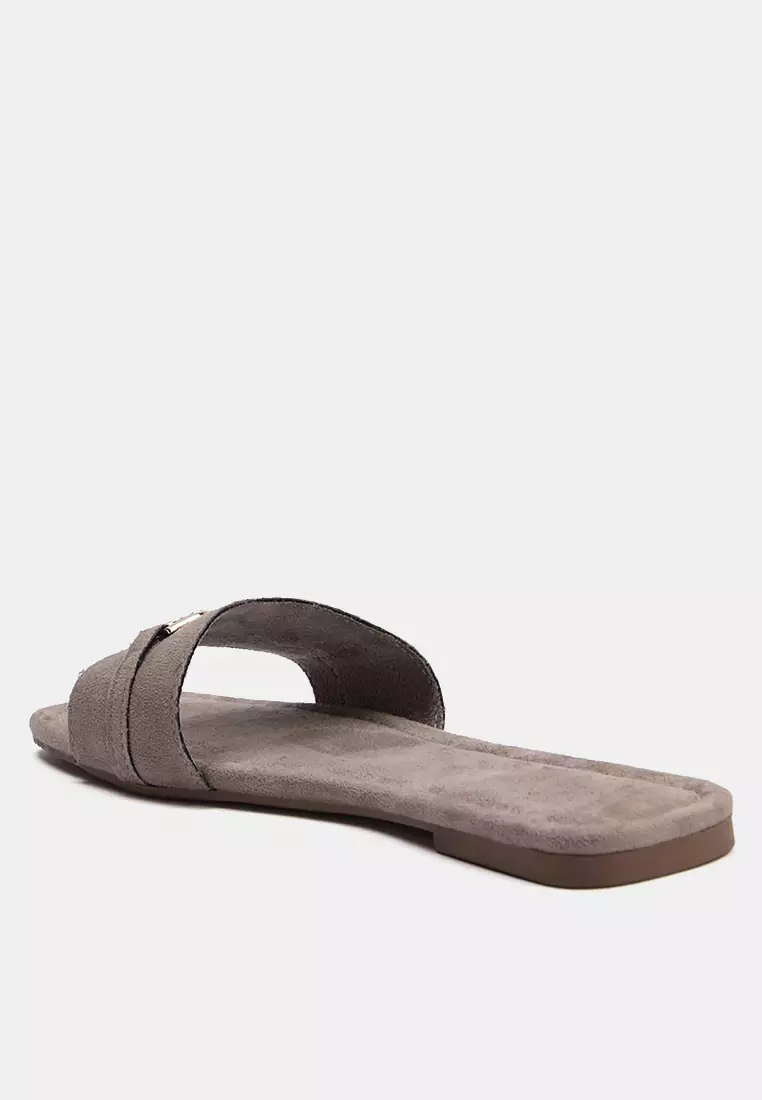 Flat Sandals