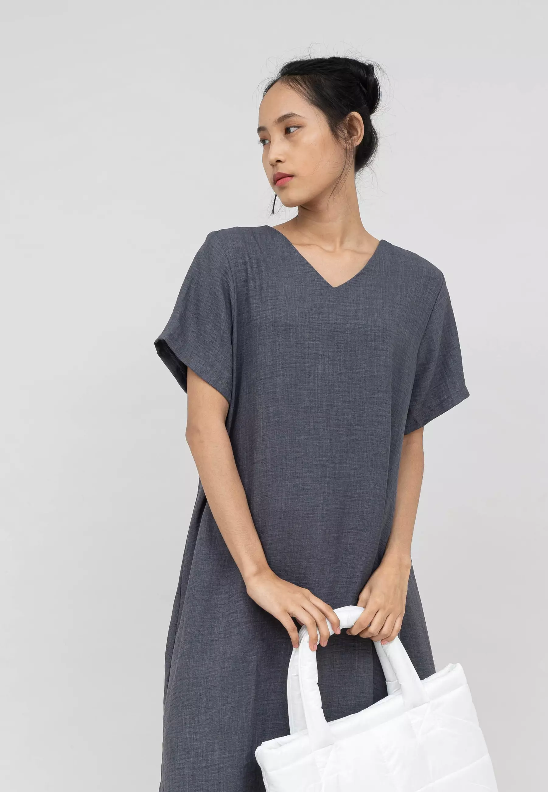 Houseofcuff Magnolia Dress in Grey Dress Oversized Bahan Crinkle