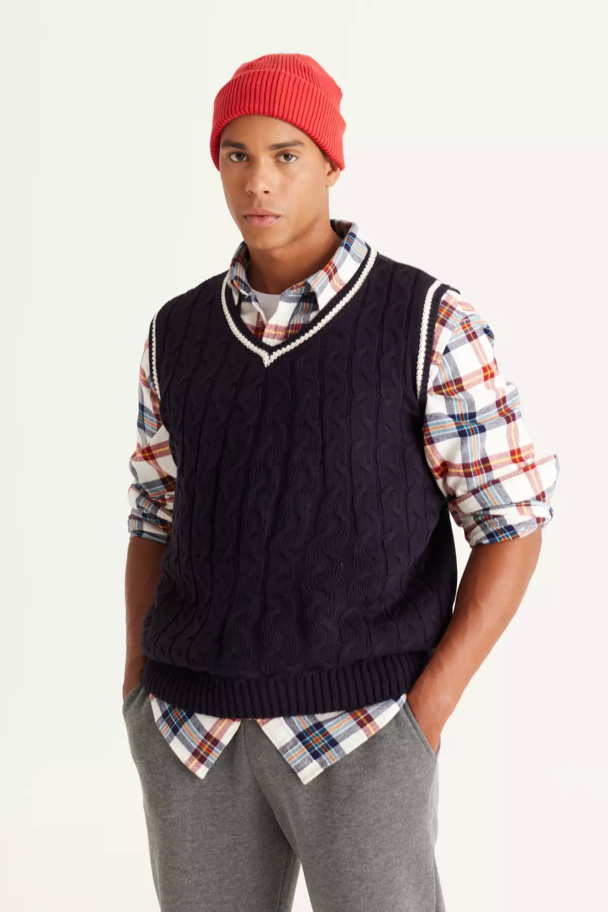 Buy Altinyildiz Knitted Sweater Vest 2026 Online | ZALORA