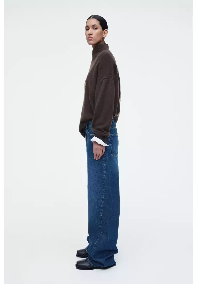 FACADE STRAIGHT-LEG JEANS