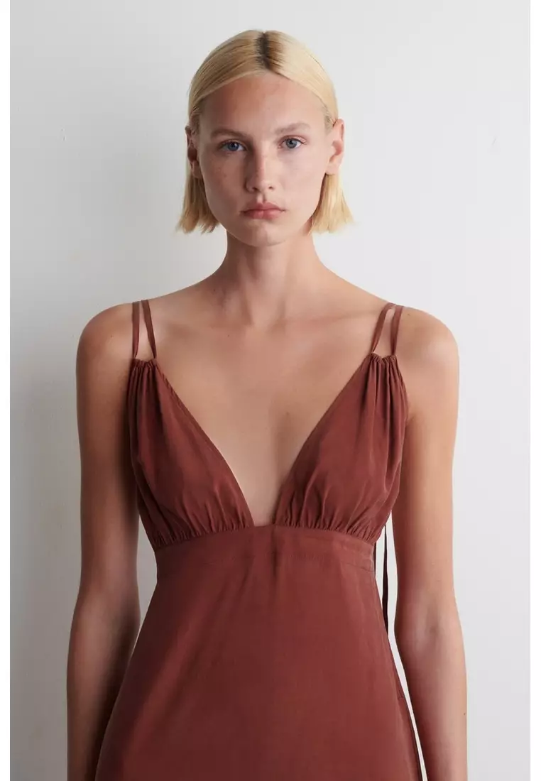 GATHERED V-NECK MAXI DRESS