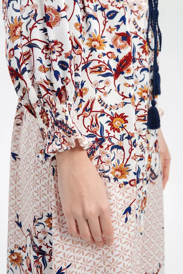 MINIMAL - Quibelle- Gamis Motif Bunga - Off White Colour Offwhite