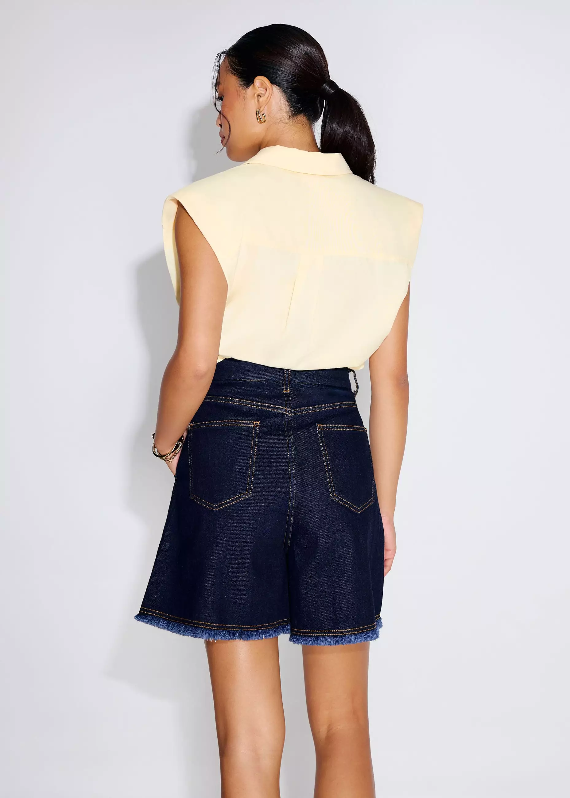 Celana Pendek Wanita - Denim Frayed Hem High Waist Bermuda Shorts
