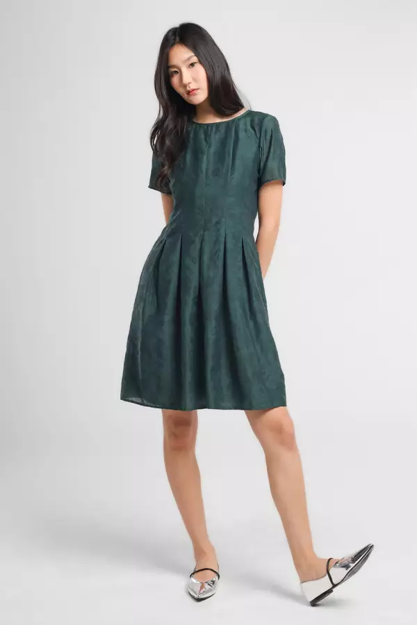Minimal x Marsha Aruan - Beyle - Fit & Flare Dress - Green Warna Green