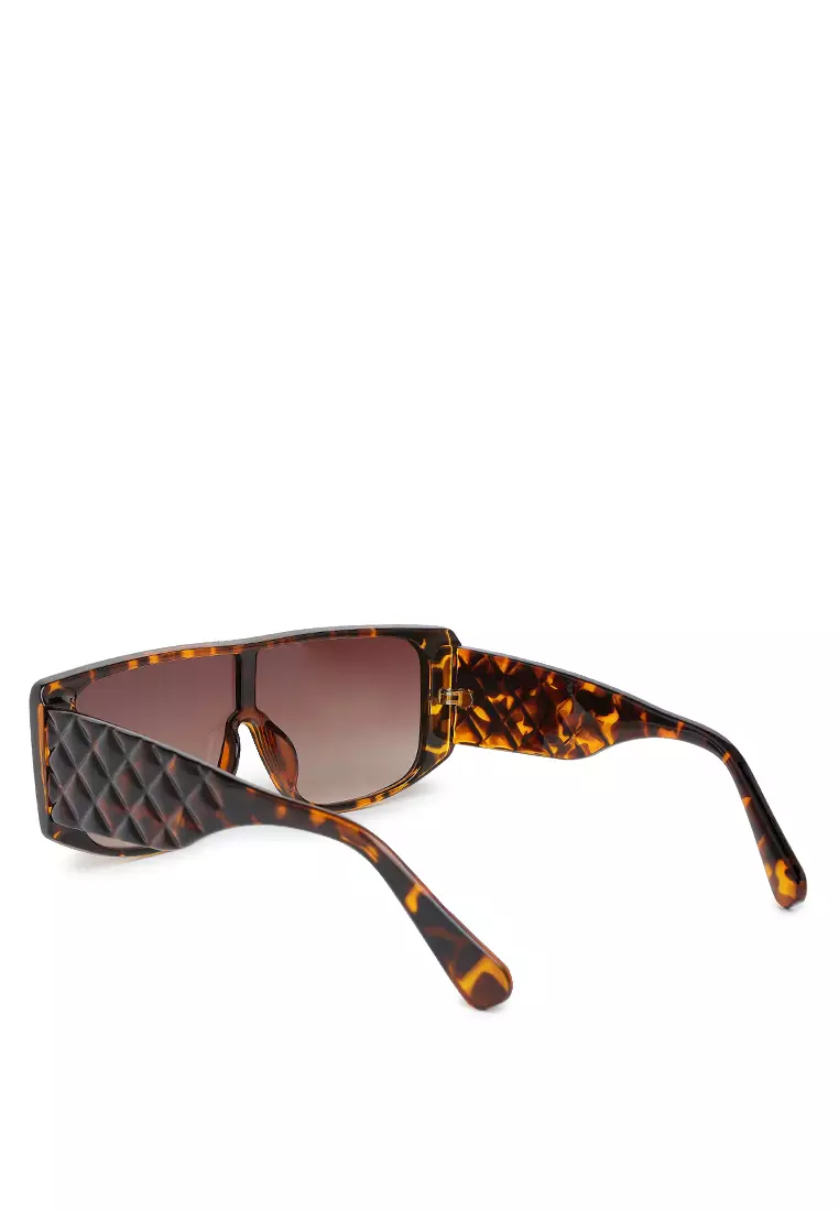 Kacamata Hitam Besar Bertekstur Bantal dalam Warna Coklat