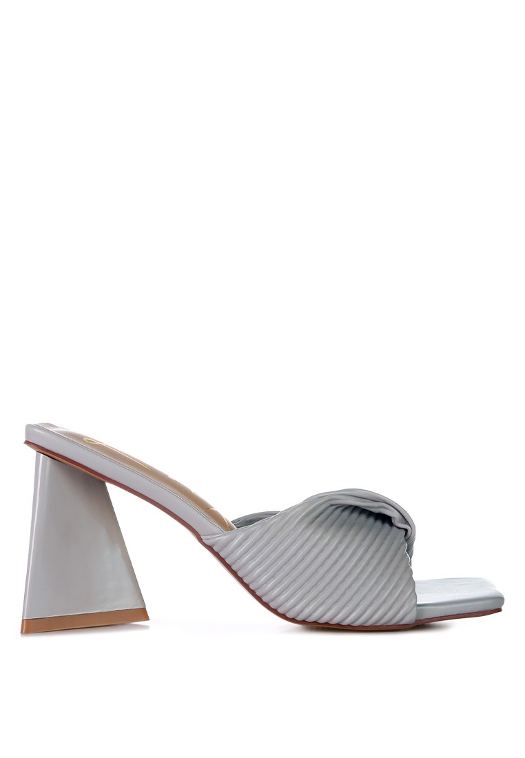Grey Twist Strap Block Sandals