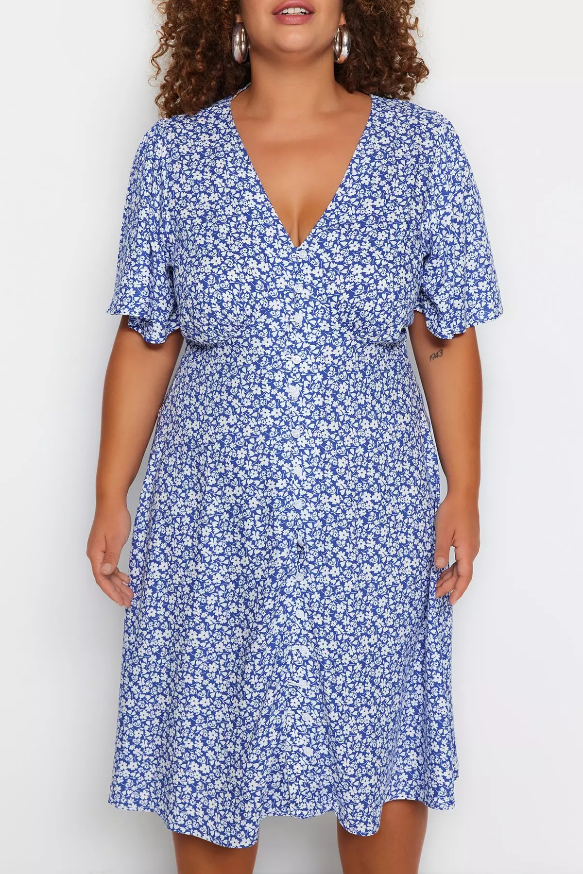 Plus Size Floral Pattern Midi Dress