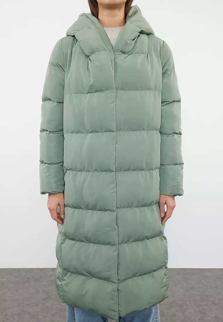 Light Khaki Regular Side Snap Closure Water Repellent Long Quilted Puffer Jacket TWOAW24MO00044