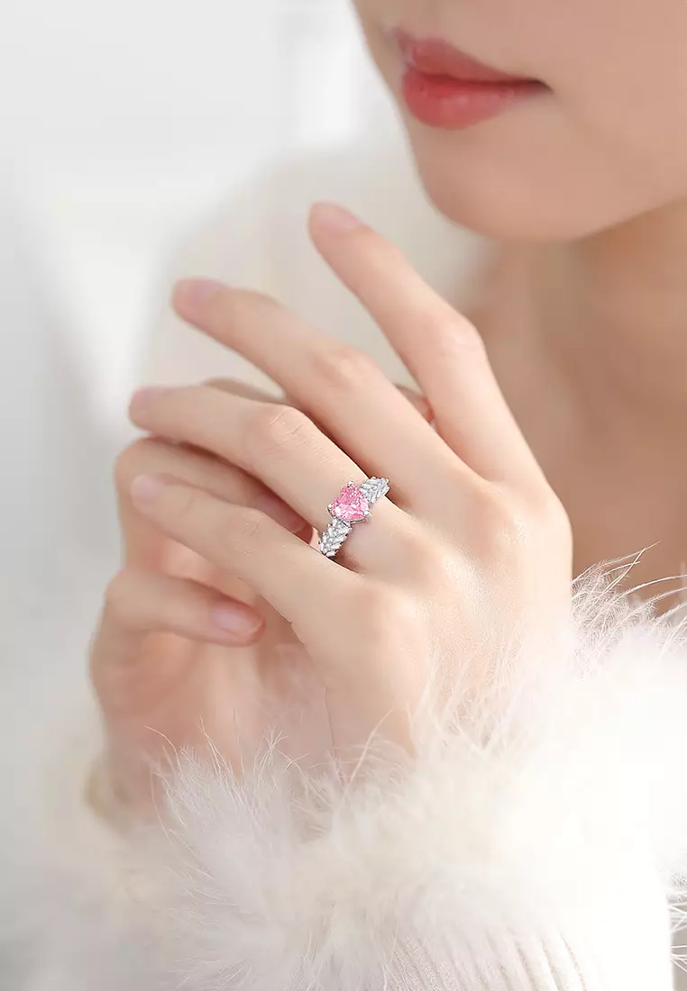 Cincin Wanita Korea Pink Zircon Berlian Berlapis Platinum Anti Pudar Ukuran Bebas Tunangan Cincin Couple