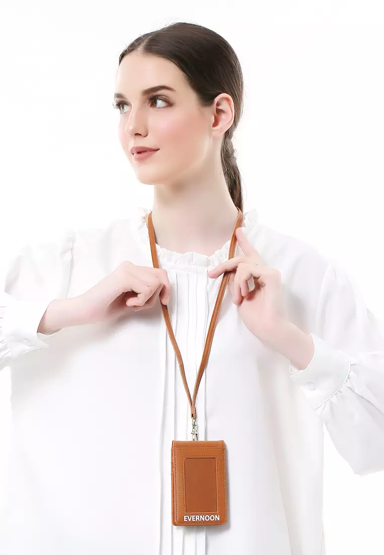 Azka Card Holder Two Side Bentuk Simple dan Minimalis - Coklat Muda