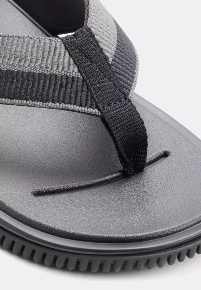 Sainz Flat Sandals