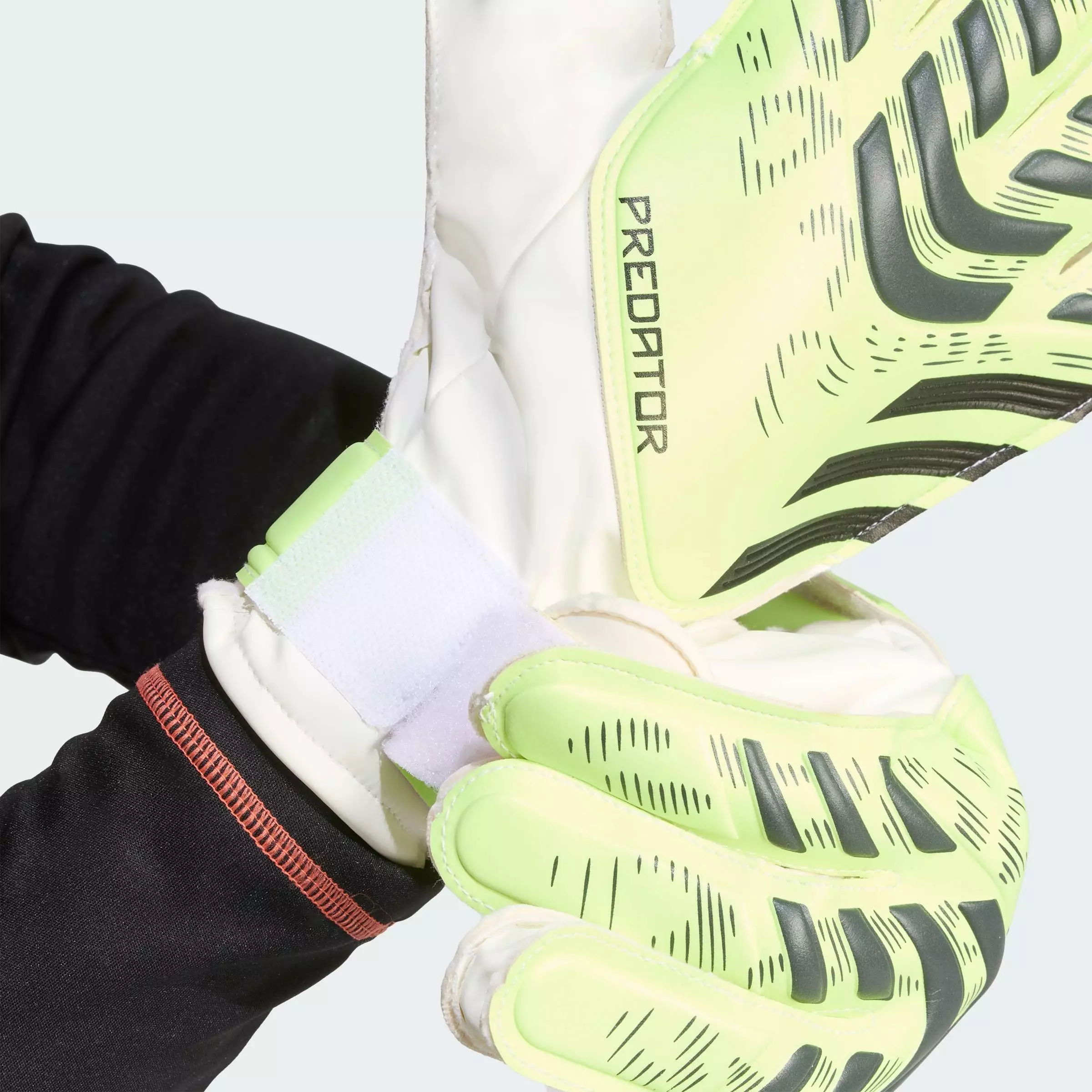 Football Predator Training Goalkeeper Gloves Unisex Green JN5356
