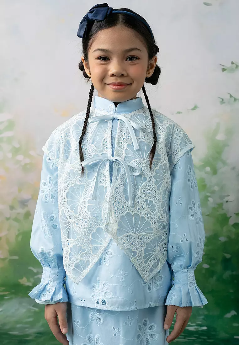 Amelia Kedah with Vest Set