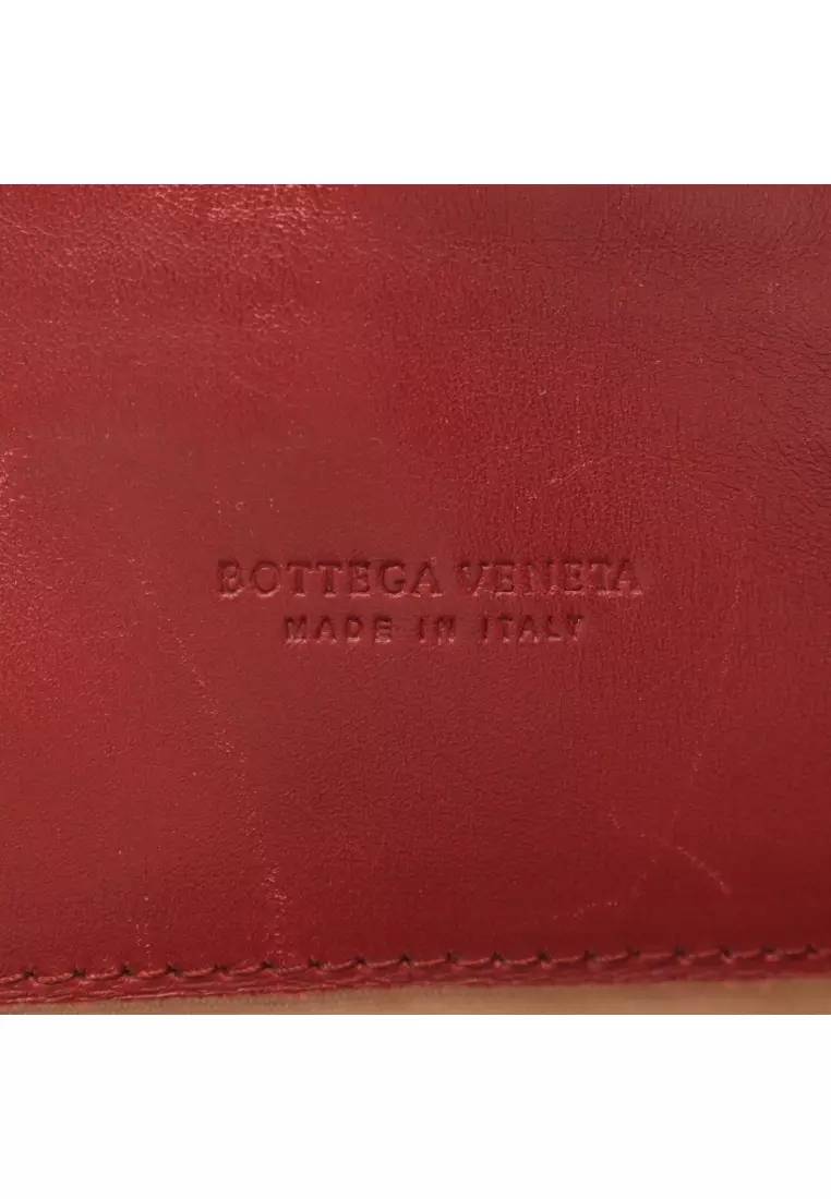 Pre-Loved BOTTEGA VENETA Intrecciato Clutch bag leather Red