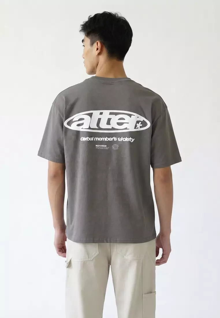 Cropped Fit Graphic T-Shirt