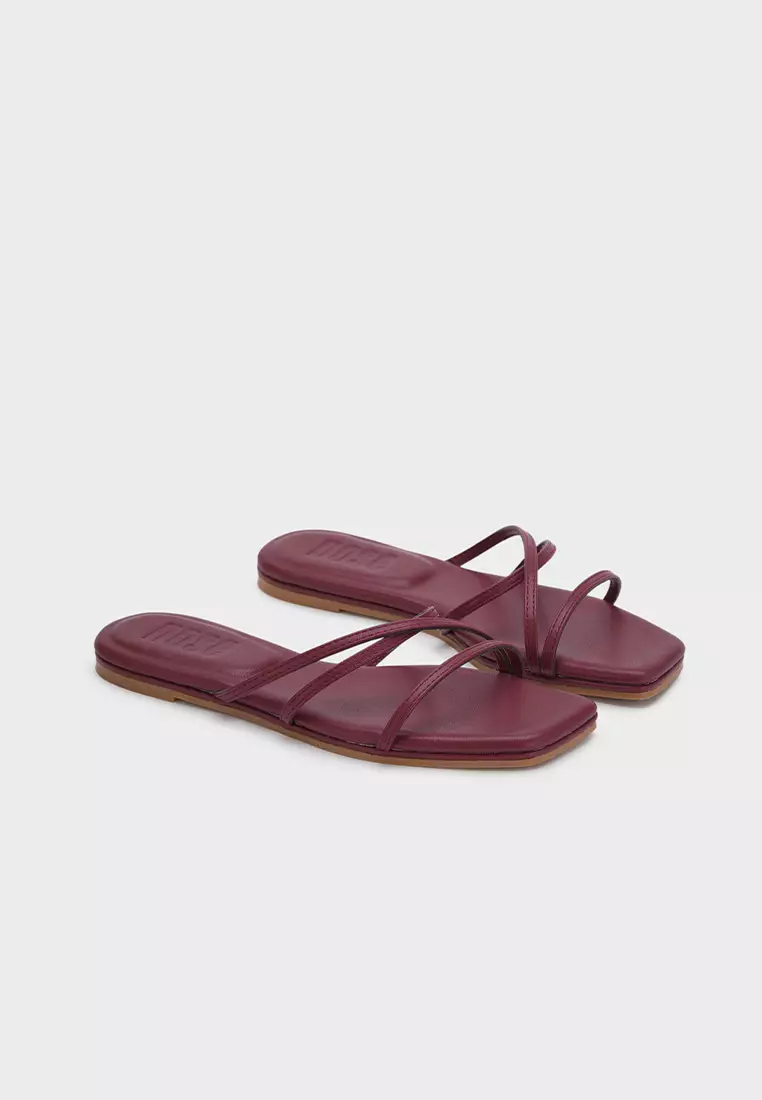CLOUDFOAM CUSHIONED SQUARE TOE STRAPPY FLAT SLIDES