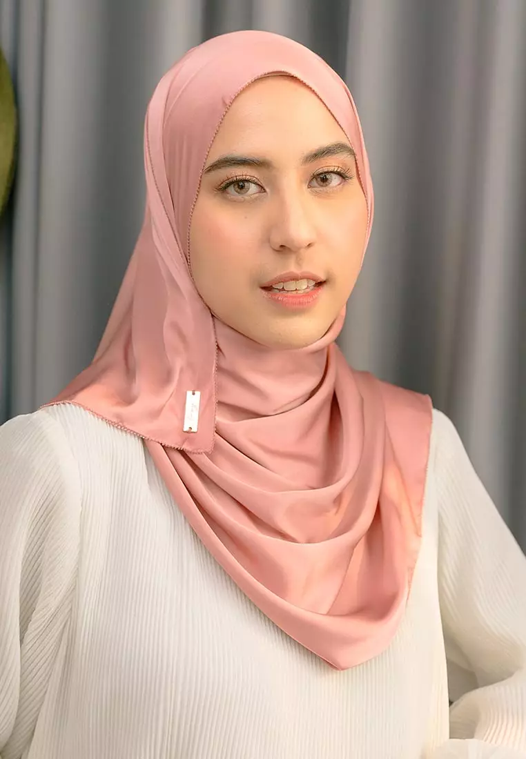 Medina Eyelash Shawl Mauve Glow