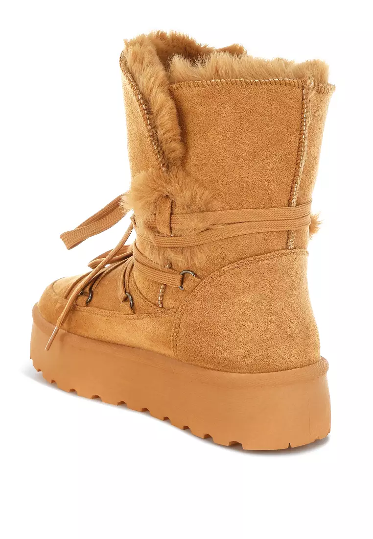 Chunky Faux Fur Snow Boots in Tan
