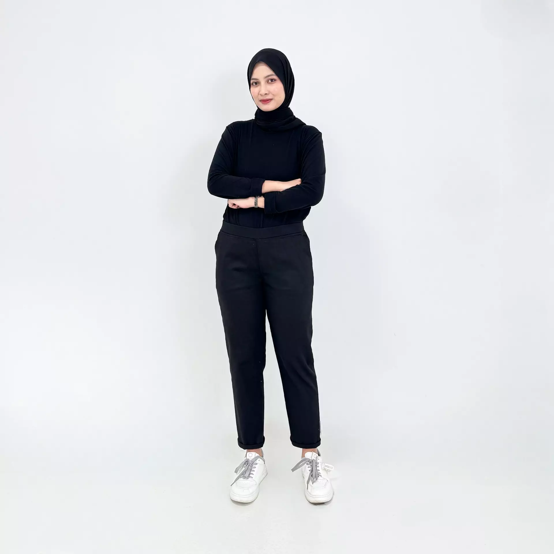 Celana Panjang Katun Basic Delli HITAM