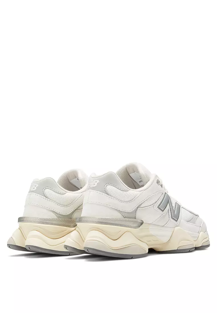 9060 Classic Lifestyle Shoes