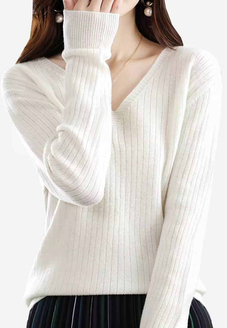 Buy Twenty Eight Shoes VANSA Solid Color V Neck Knitted Pullover