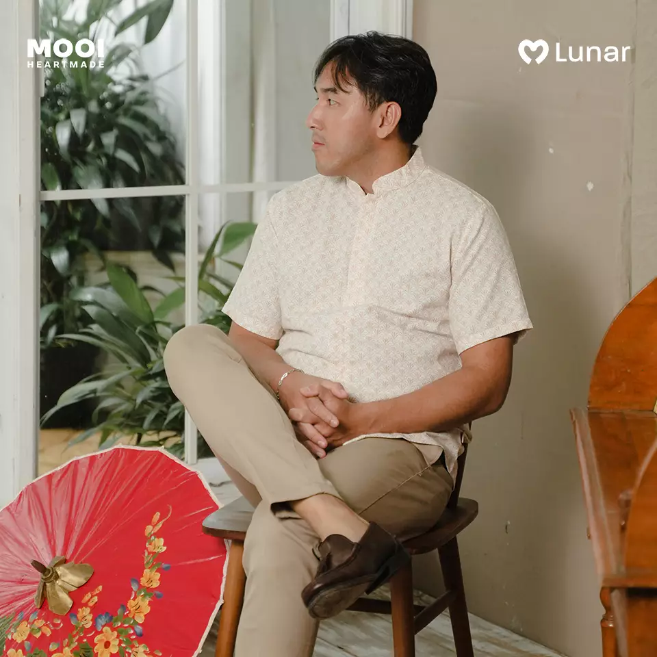 Mooi Kemeja Dewasa Lunar Collection Fen Mandarin Shirt Adult - Cream