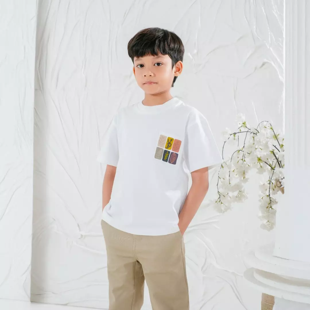 LEAF T-Shirt Boy White - Baju Kaos Anak Lengan Pendek - Bahan 100% Cotton
