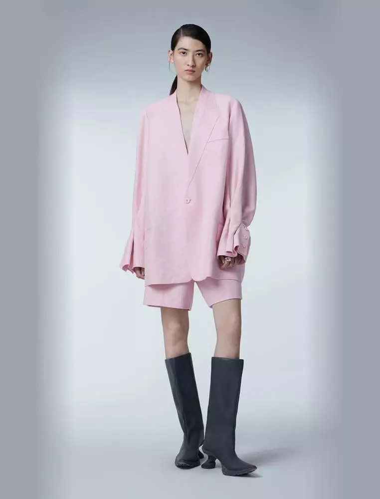 百搭宽松中长款西服