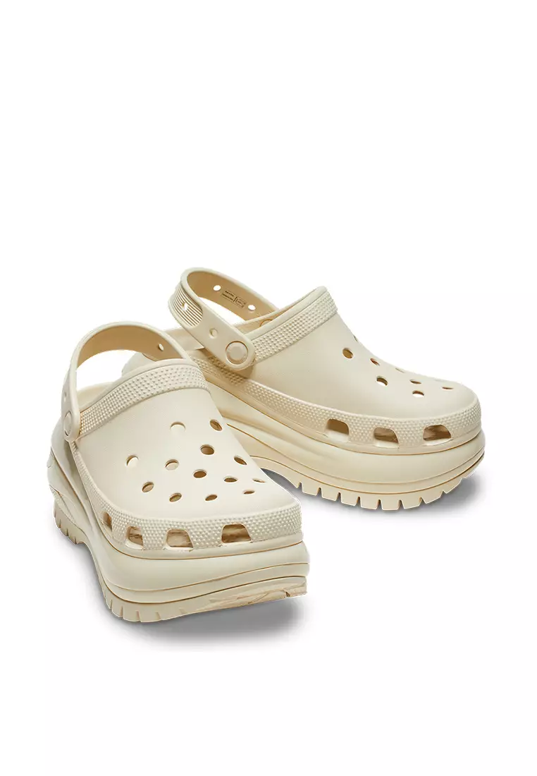 Crocs Unisex Classic Mega Crush Clog Bone