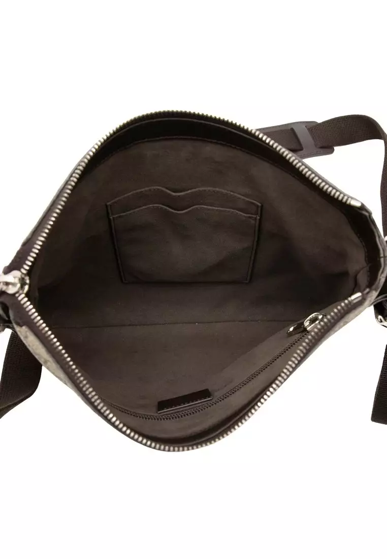 Pre-Loved Gucci Gg Supreme Crossbody