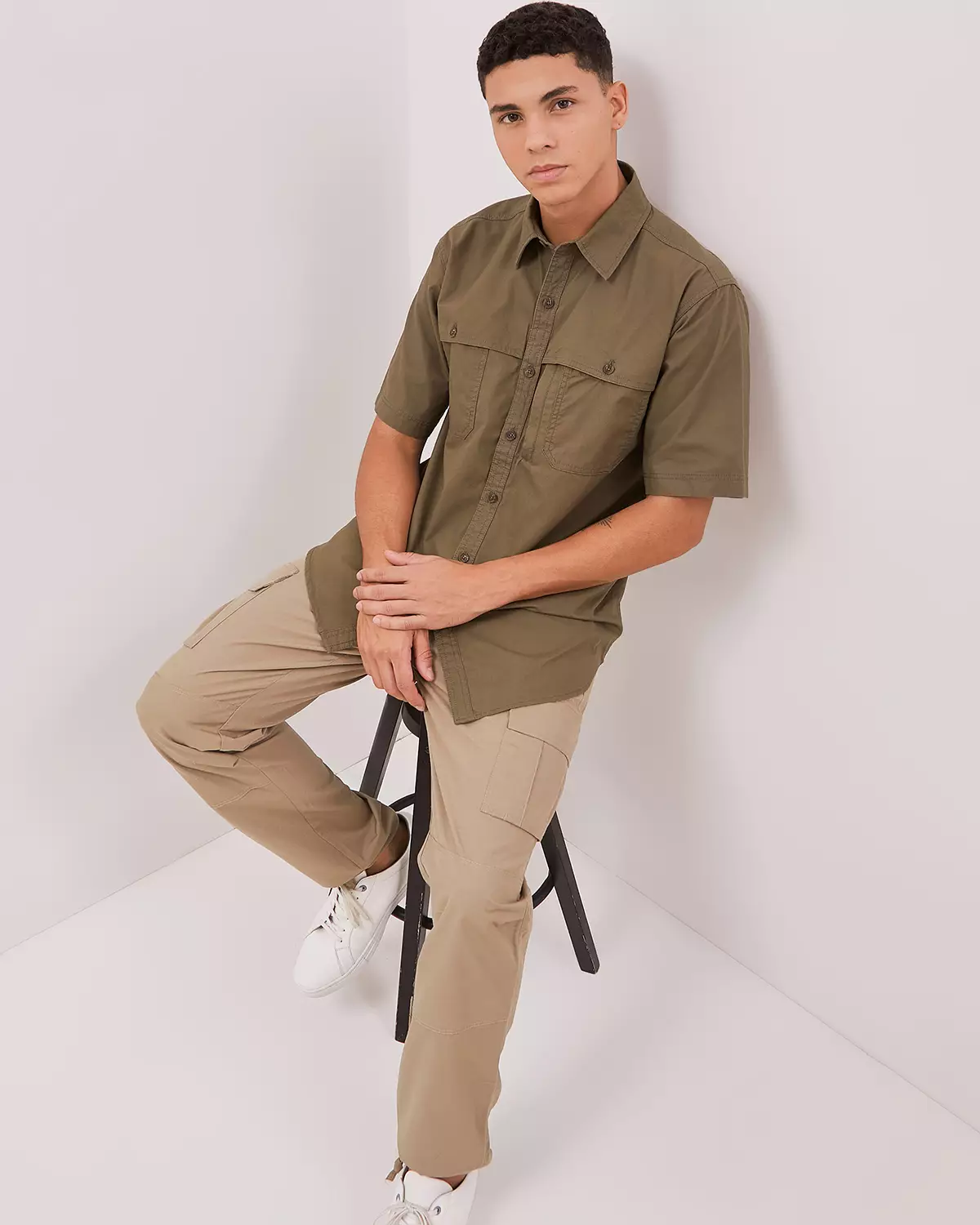 GREEN SHORT SLEEVE REGULAR SHIRT FOR MEN