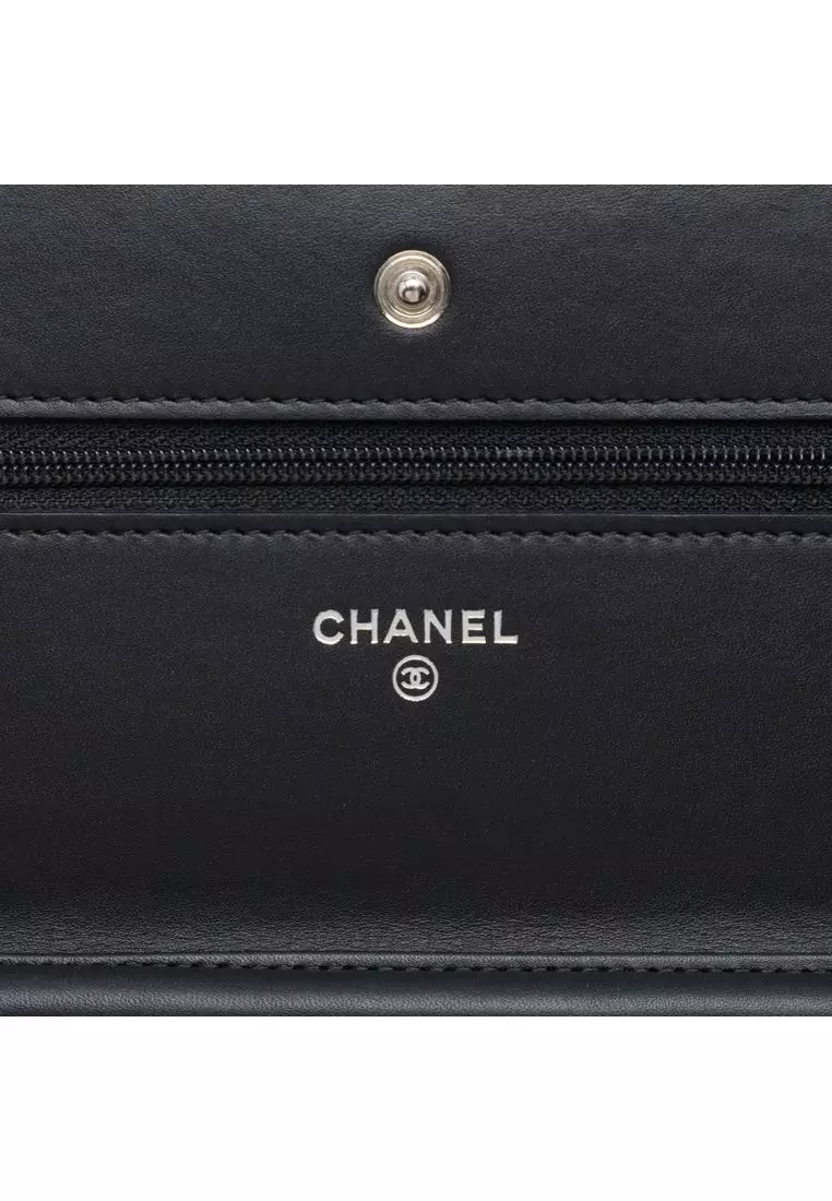 Pre-Loved Chanel Paris Dallas Cc Quilted Patent Goatskin Wallet On Chain