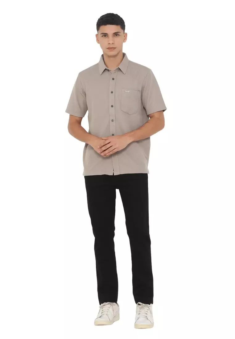 POLICE Kemeja Knit Premium Logo Plat Besi Regular Fit Pria